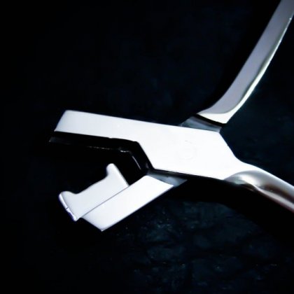 PINZA PARA CONFORMAR LIGADURAS (ESTERILIZABLE)